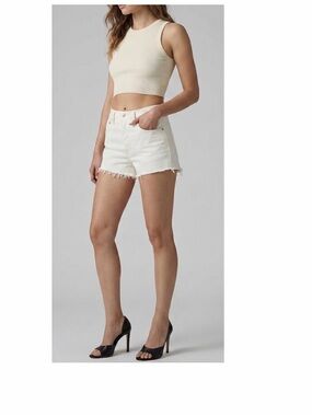 NWT Levi’s 501 Jean Shorts New High Rise Sz 12 / 31 Waist 32” - 33” Inseam 2.5”